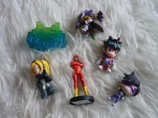 LOOT CRATE MIXED BUNDLE FIGURES EAGLEMOSS FLASH SPACE INVADERS TRACERS