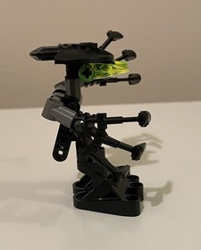 LEGO BIONICLE: Nuhvok Va, Bohrok Va 8555 - 2002 - No Instructions / No Box