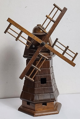 1982 George Good 11'' Wooden Musical Windmill Works, ''Tip Toe Through the Tulips''