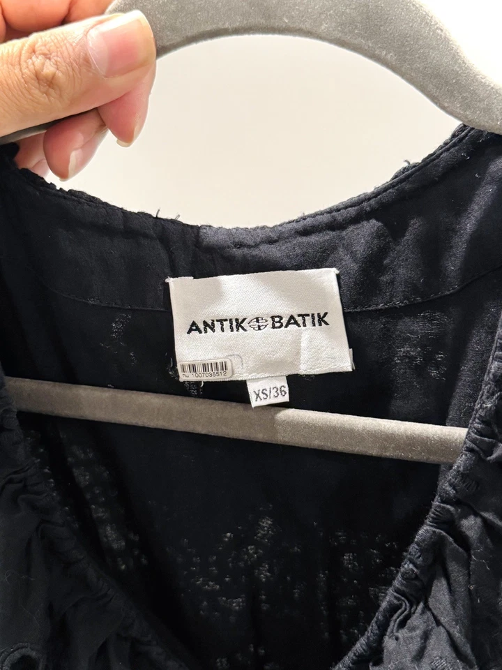 Vestido feminino Antik Batik preto XS/36 levemente usado boho macio casual viagem - Imagem 3 de 4