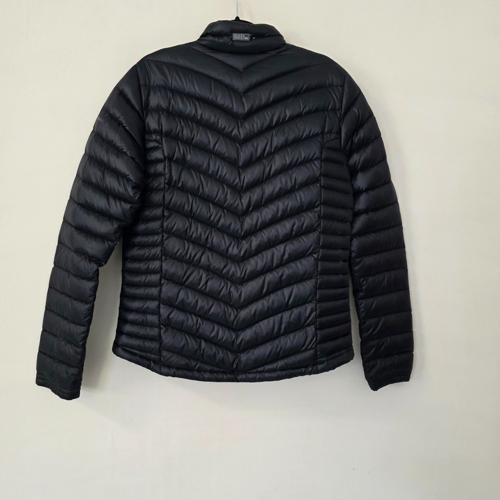 Peak Performance Women’s Down Jacket Black Lightw… - image 14