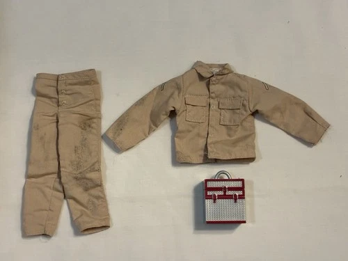 Vintage GI Joe 12” Figure Khaki Shirt And Pants Snap Closure Silver And Red Case