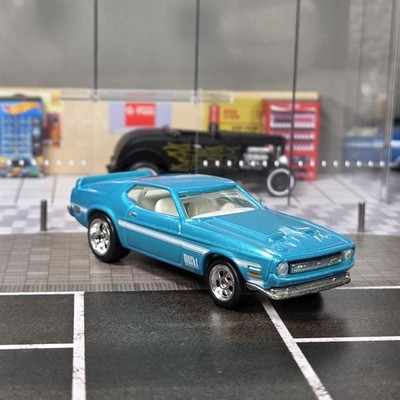 2010 Hot Wheels Larry's Garage #27/39 '71 Mustang Mach 1 Teal Real Riders 1971