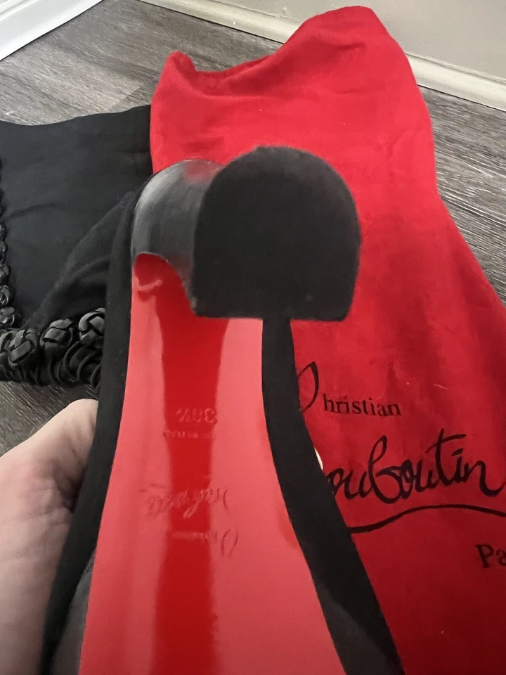 Christian Louboutin Talla 6.5 Botas altas Excelente estado Foto 4 de 4