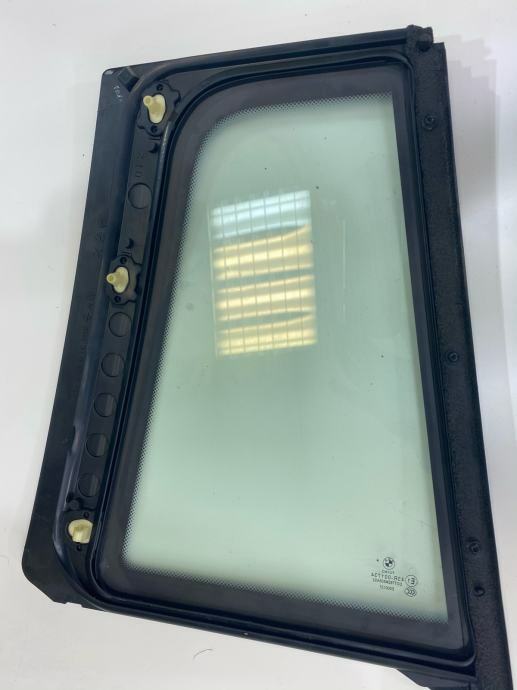 BMW F46 Fixed door window, left 51377416279 | eBay 