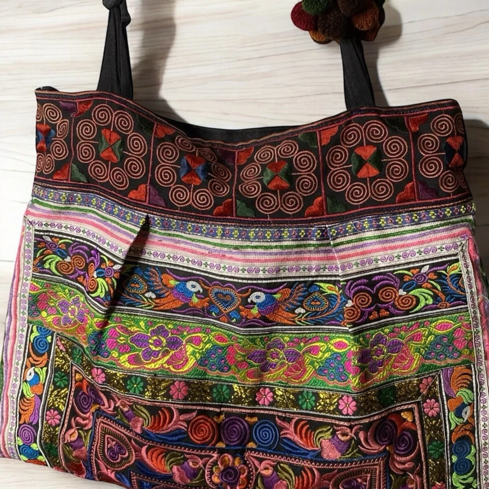 Bolso de Mano Grande Étnico Bordado Thai Hmong Hecho a Mano Tailandia Boho Foto 3 de 4