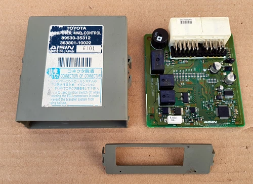 Toyota 4Runner V6 4x4 4WD Transfer Case Control Module 89530-35312 - Picture 9 of 9