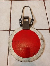 Lot 2 objets SNCF : 1 Plaque de train "DELIVRANCE" + 1 cadena