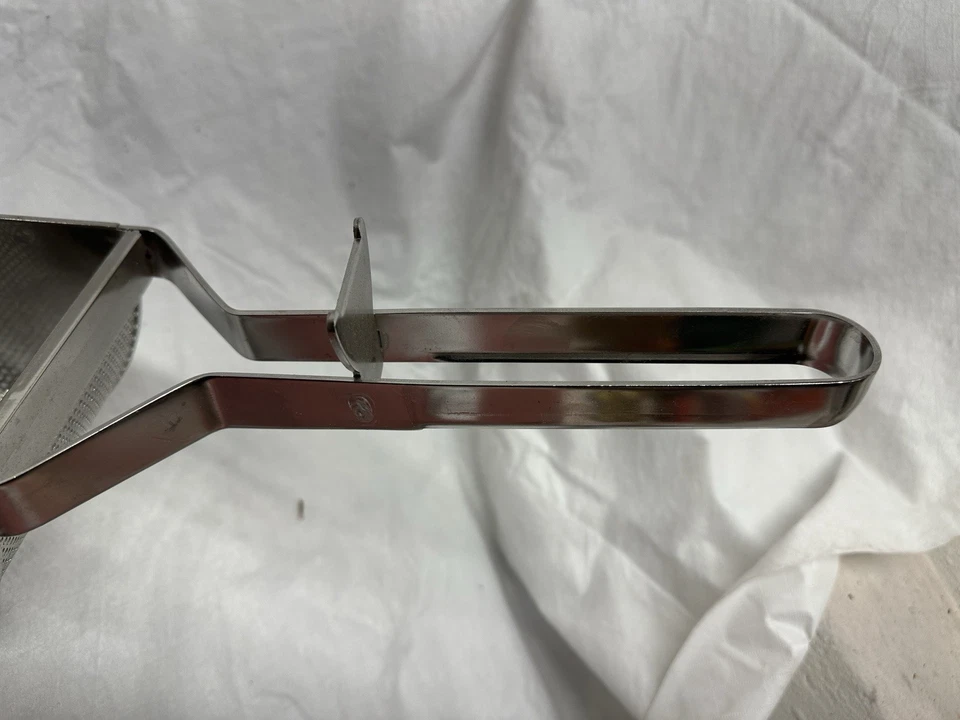 Prensa trituradora de patatas de acero inoxidable resistente cesta coladora cocina Foto 4 de 4