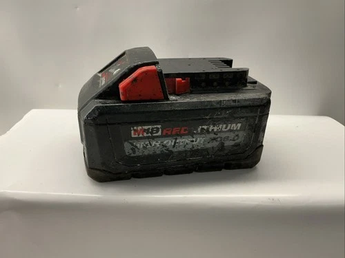 Milwaukee 48-11-1865 M18 18V XC 6.0Ah High Output  REDLITHIUM⭐️FOR PARTS⚡️