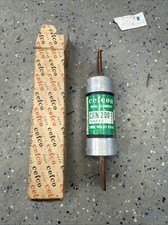 NOS Cefcon Dual Element Time Delay Fuse CRN-200 Maximum 250 V