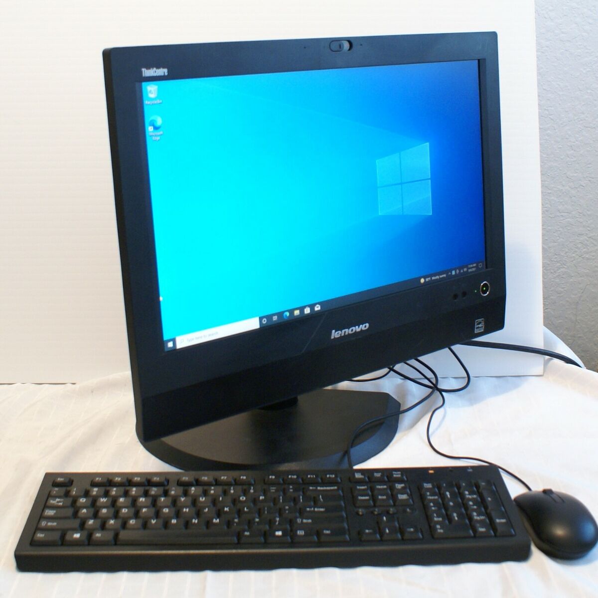 Lenovo ThinkCentre M72Z All In One 20 Lenovo ThinkCentre M72Z All In One 20