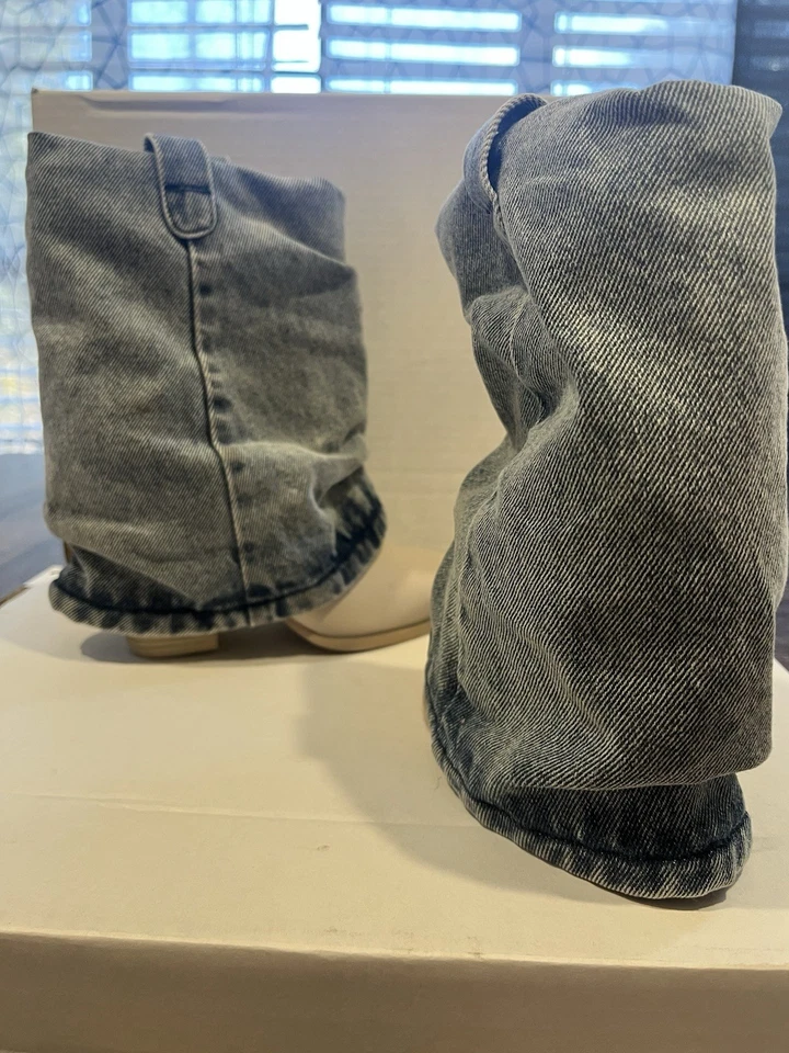 Steve Madden Blue Jean Short Boots Women's Size 6.5 - Image 2 of 4