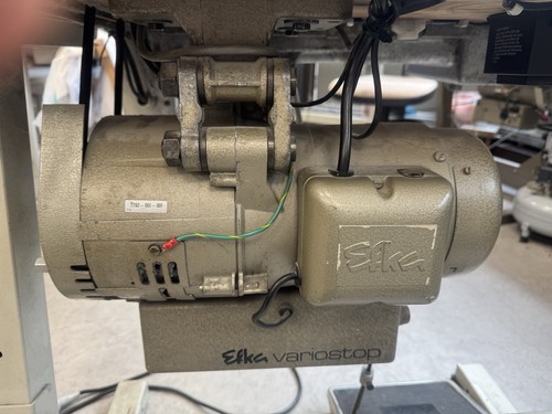 industrienähmaschine Motor Mit Steuerung Und Position Geber