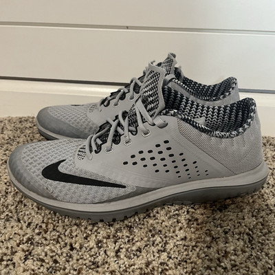 Nike FS Lite Run 2 Premium Men's Low Top Sneakers Gray/Black Lace Up 704914-005