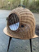 XL Beautiful Domed Igloo Shaped Wicker Pet Carrier