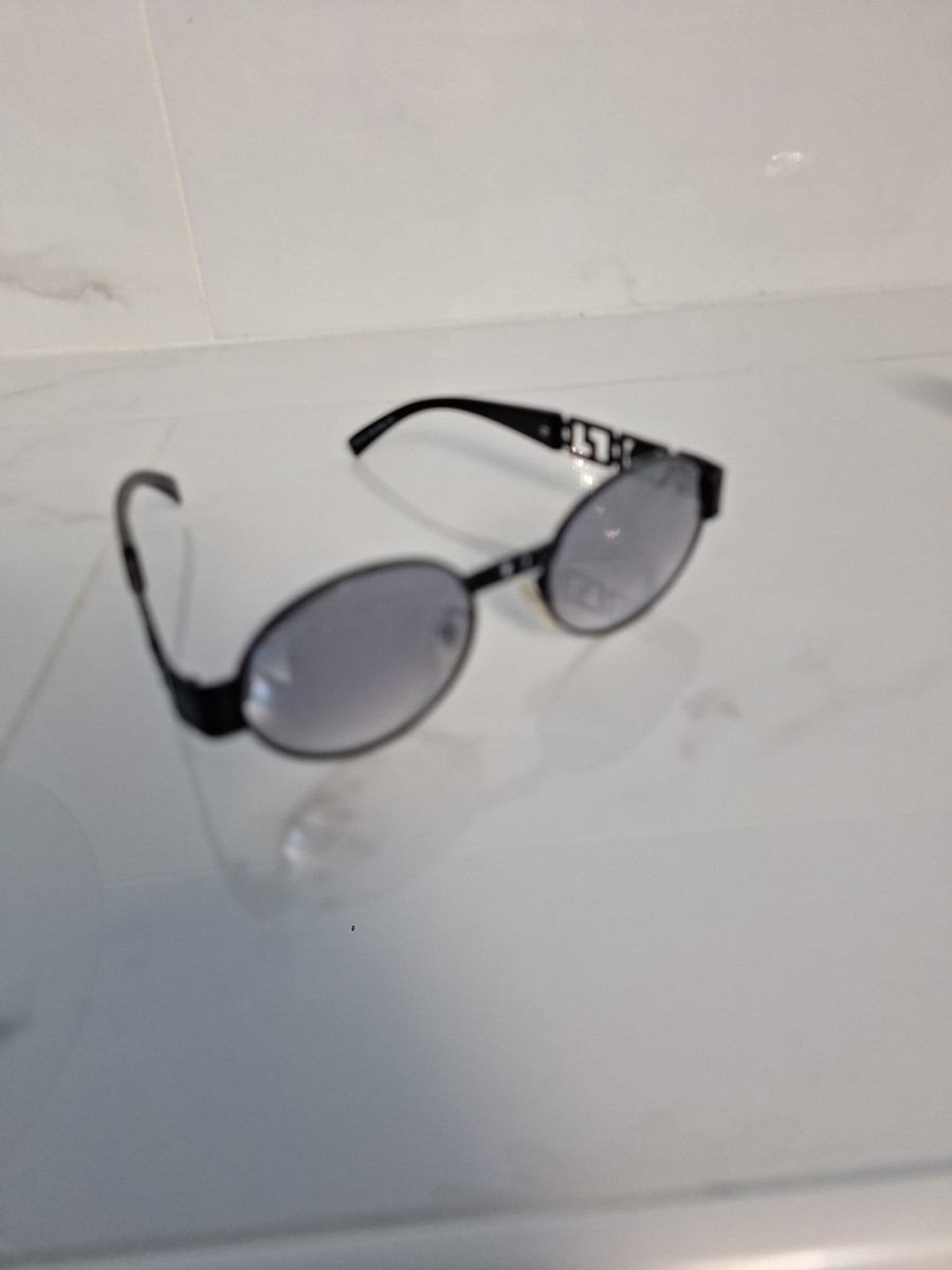 Vintage Versace Gunmetal Silver Sunglasses Versace VE2264 L (56 - 18) with Silver lenses and Grey frame  main image 3