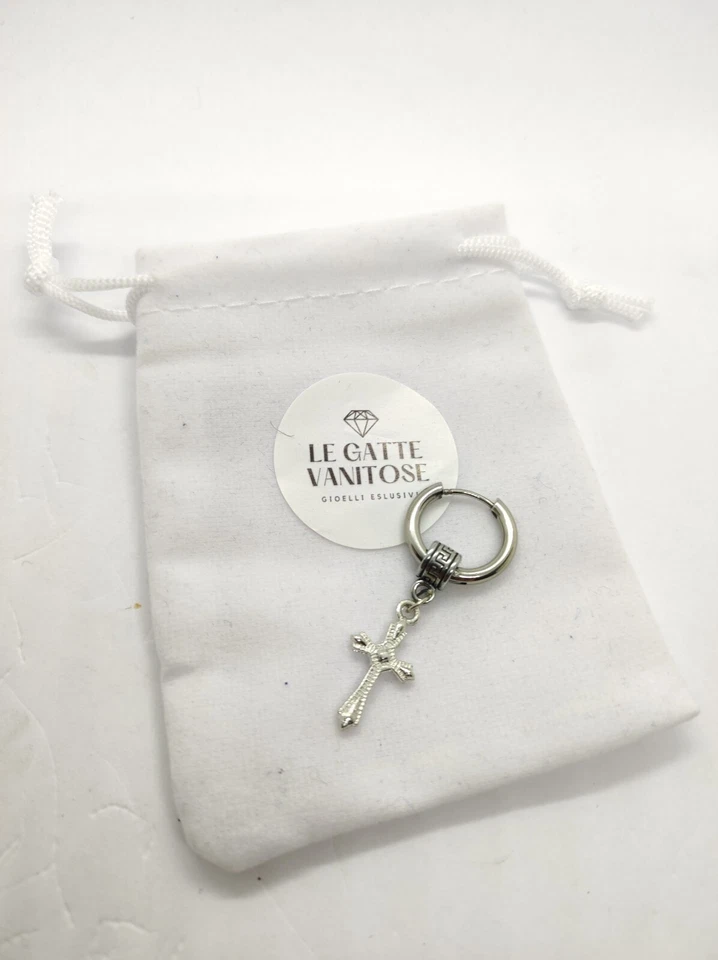 Orecchino con croce pendente da uomo in acciaio inox cerchi donna argento. - Immagine 4 di 4