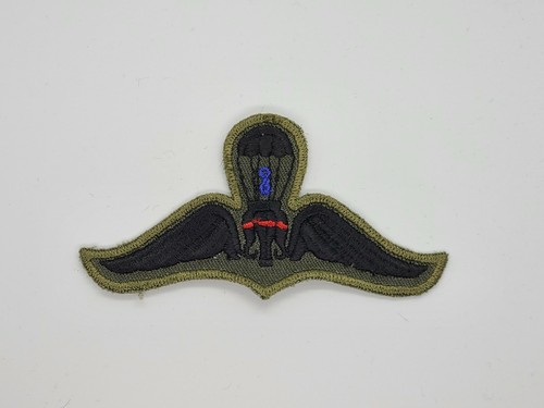 Tailandia Airborne Parachute Wings "vintage" Apagado