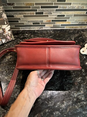 Coach Vintage Legacy Rambler Crossbody Shoulder Bag Satchel 9061