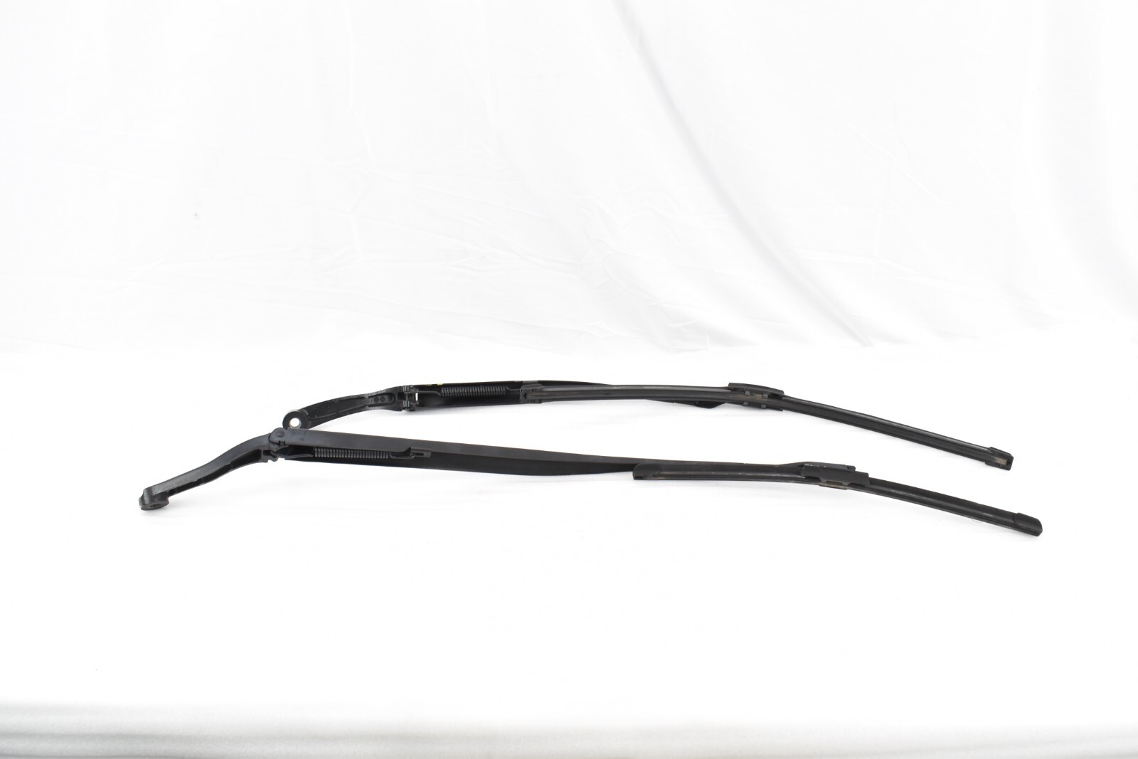 🚀 Genuine Maserati 13-17+ Quattroporte Ghibli LH Windshield Wiper Arm 670007562