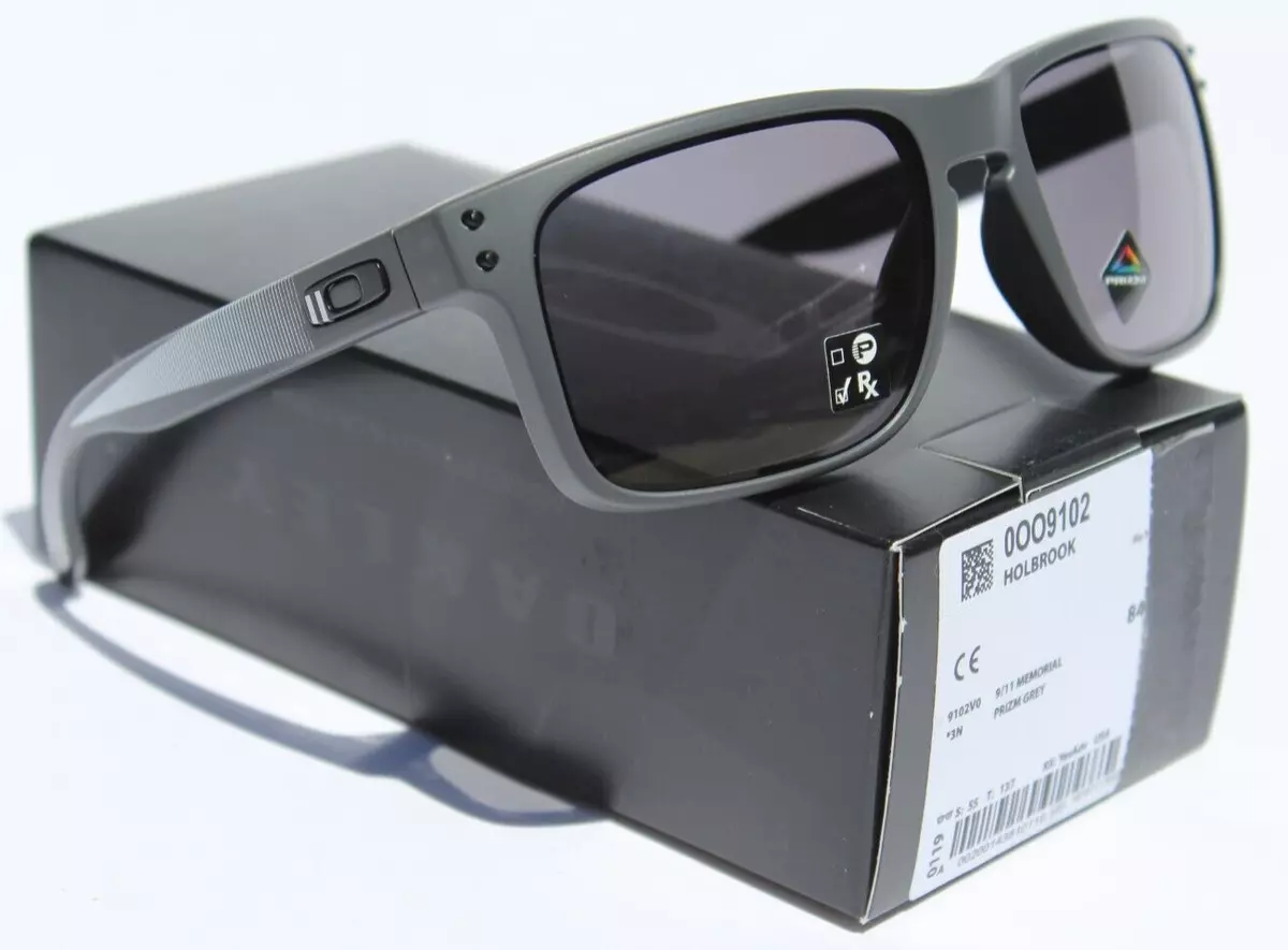 OAKLEY Holbrook Sunglasses 9/11 Memorial Never Forget Gray OO9102-V0 RARE  NEW