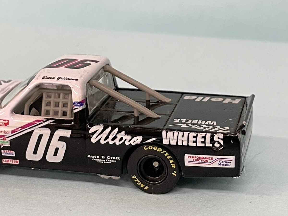 BUTCH GILLILAND #06 ULTRA WHEELS 1/64 RACING CHAMPIONS
