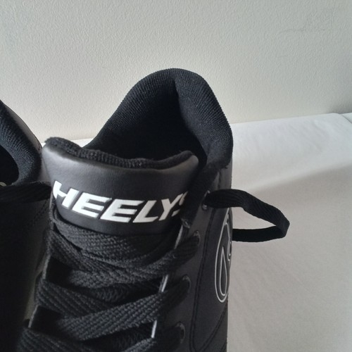 Heelys HES10449 schwarz Rad Skate Schuhe Schnürschuhe Low Top runde Spitze Größe 6 - Bild 8 von 10