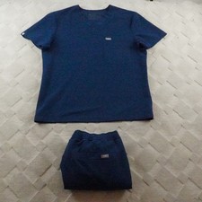 Figs 2pc Scrub Set Leon Three-Pocket Scrub Top L/Tansen Jogger Scrub Pants L