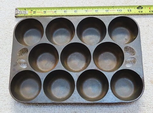 Vintage Griswold No. 10 Popover Pan, P/N 949C, Variation 2, Fine Shape