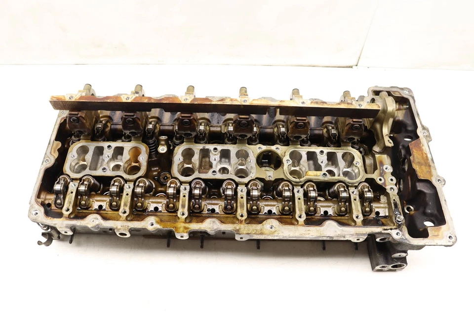 2011-2013 BMW 535I XDRIVE - Cabeça de cilindro do motor 7646131 - Imagem 2 de 4