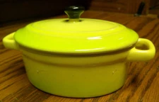 Housewares International Yellow/Green MINI 4.5"x3.5" Covered Baking Dish    q30