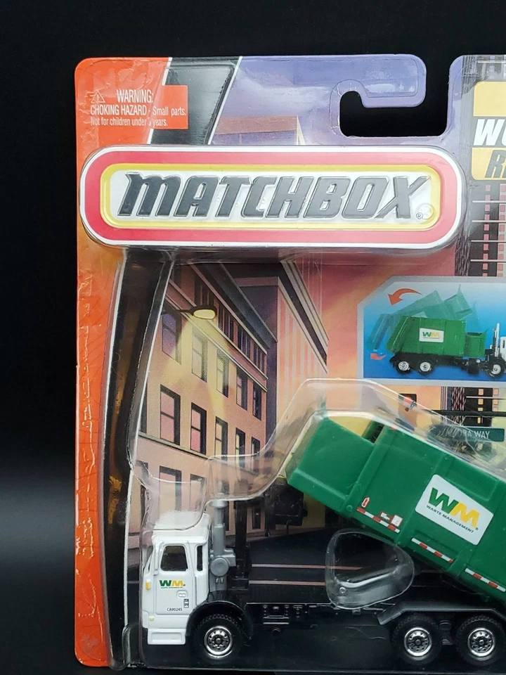 Matchbox Real Working Rigs 2009 Autocar ACX Garbage Truck Waste Management - Image 3 of 4