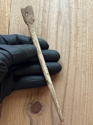 Tomachee Artifacts   ESKIMO INUITS LARGE ENGRAVED PATTERNS HAIR PIN ALASKA  
