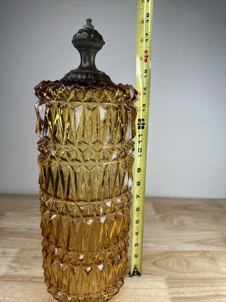 Vtg Amber Glass Table Lamp Shade Only Diamond Cut Design Hollywood Regency MCM - Image 2 of 4