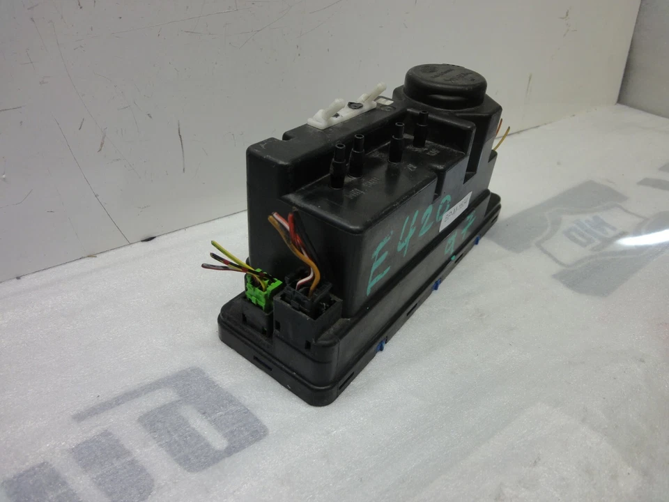 Mercedes-Benz Clase E 1996-2002 cierre centralizado puerta bomba de vacío OEM 2108000648 Foto 2 de 4