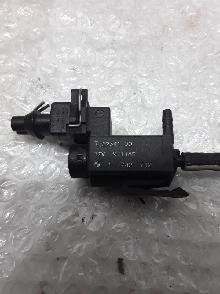 Válvula solenóide bomba de vácuo 1998 BMW M3 72234100 Z-73-1P - Imagem 2 de 3
