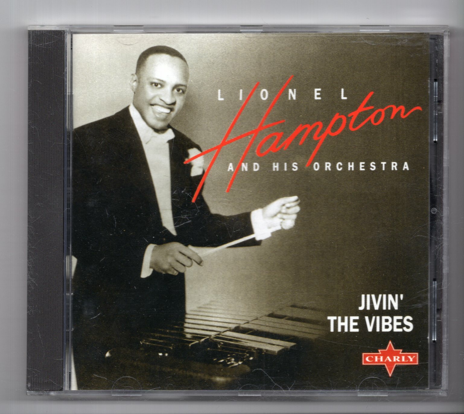 (JW535) Lionel Hampton & His Orchestra, Jivin' The Vibes - 1996 CD