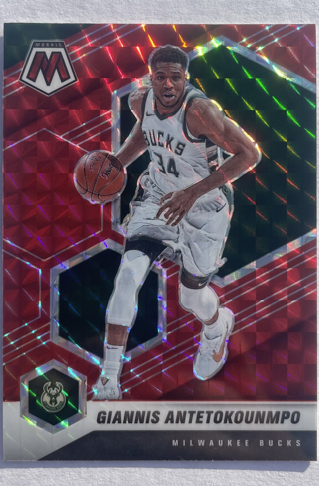 Giannis Antetokounmpo 2020 Panini Mosaic Red Mosaic #80