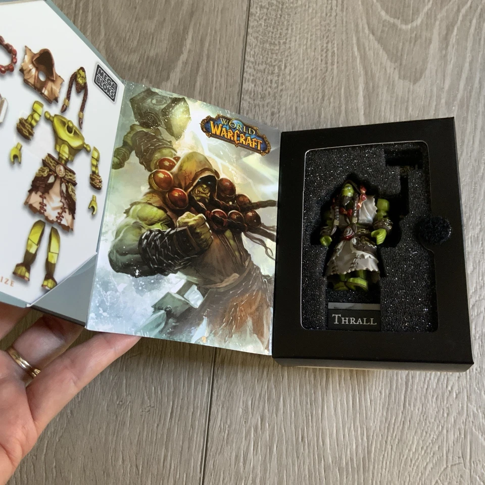 Mega Bloks World of Warcraft Exclusive Shaman Thrall 2011 BlizzCon Exclusive - Image 3 of 4