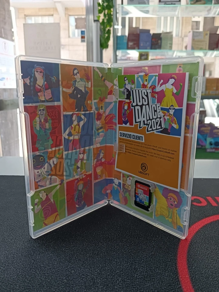 Just Dance 2021 (Nintendo Switch, 2020)  usato, foto 3 di 4