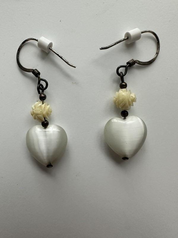Pair Of White Heart Shaped Dangle  Earrings 