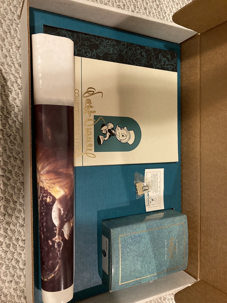 Vintage 1993 Walt Disney Collectors Society Introductory Kit w