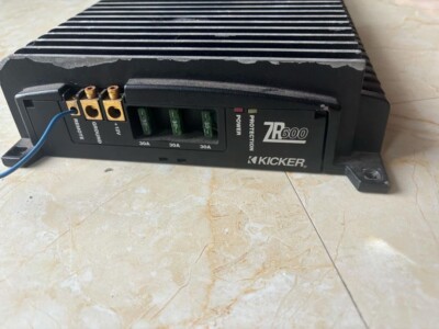 KICKER ZR600 Car Amplifier Old School vintage Power-On