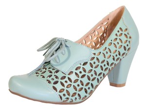 vintage style oxford heels