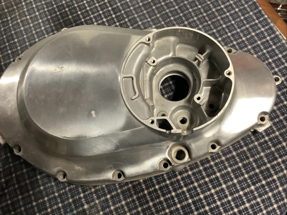 Cubierta de embrague Suzuki GS400 GS400X Foto 3 de 4