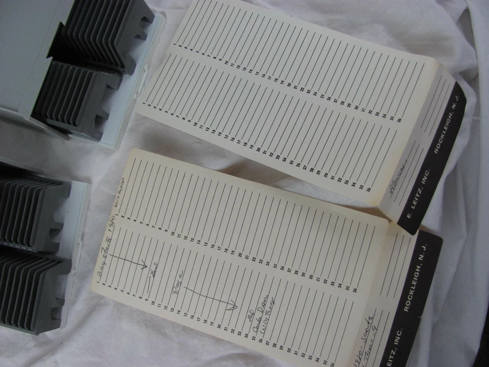 2 - Leitz Wetzlar Slide Storage Boxes - Each Box Holds 72 35mm 2X2 Slides Tray - Image 4 of 4