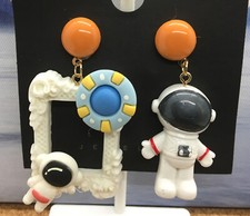 3" Planet Asymmetric Moon Spaceman Stud/Drop Earrings Astronaut New 3521