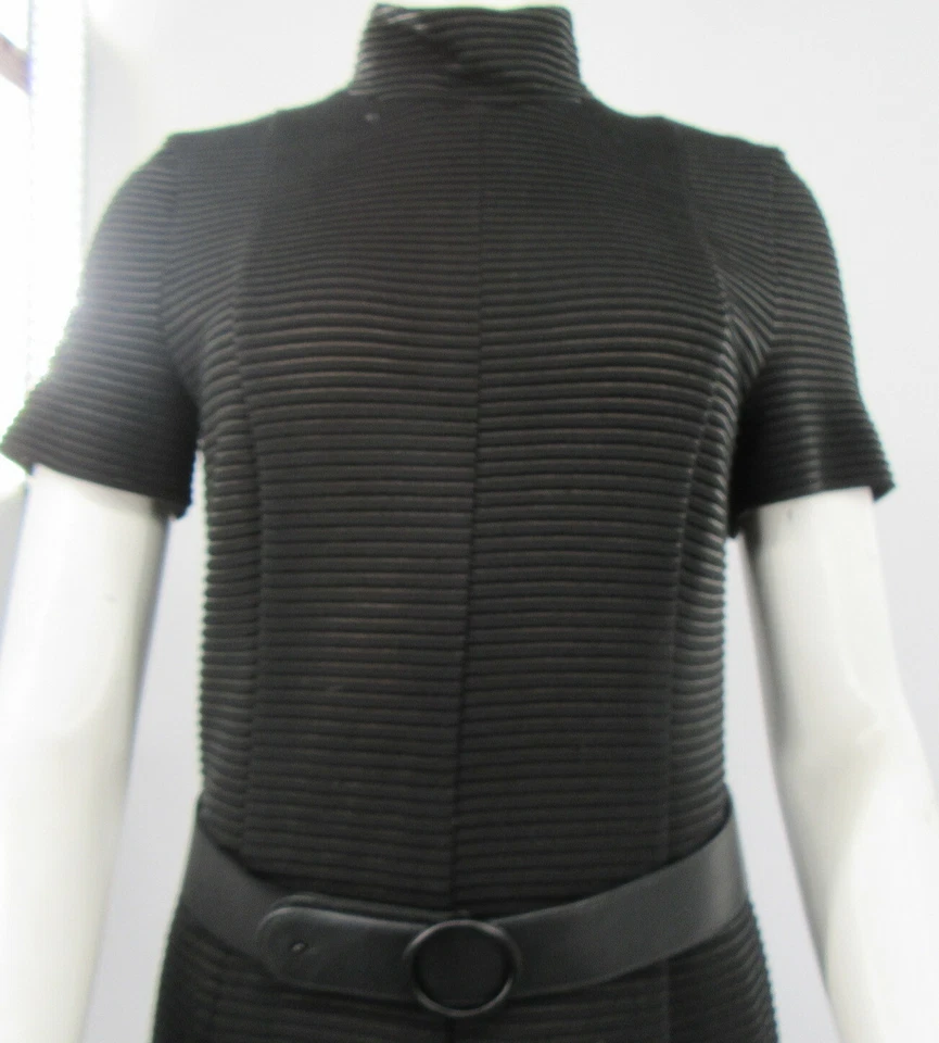 Akris Punto Blk Textured Short Sleeve Flare Dress with Mock Neck and Belt Size 8 - Image 4 of 4