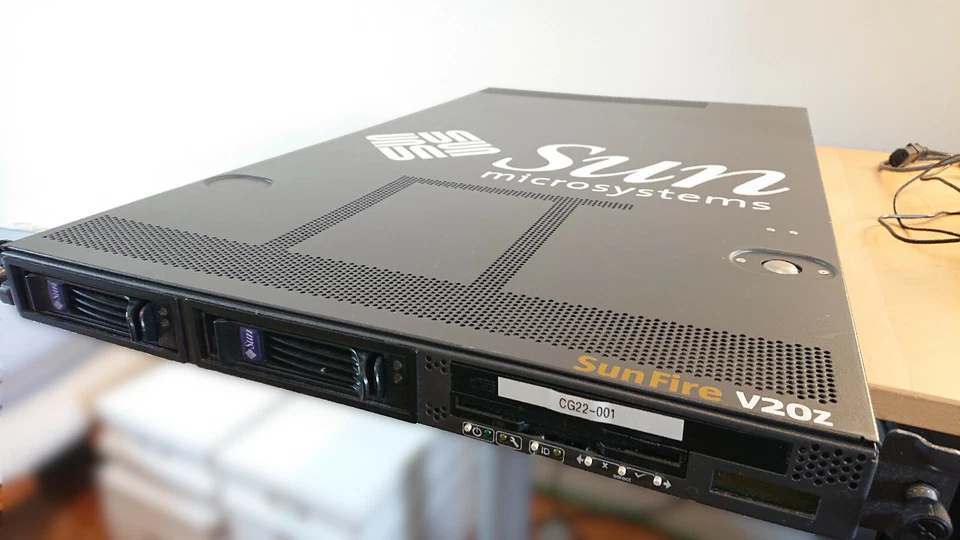 Sun Microsystems V20z Server - 2x Opteron 2.6Ghz - 4GB RAM - 2x73GB SCSI 1 - Image 2 of 4